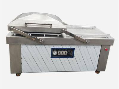 五(wu)花肉(rou)加工(gong)配套(tao)設備(bei)/800雙室(shi)包裝(zhuang)機